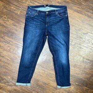 Kut from the Kloth Catherine Mid-Rise Boyfriend Jeans Cuffed Hem Size 16W